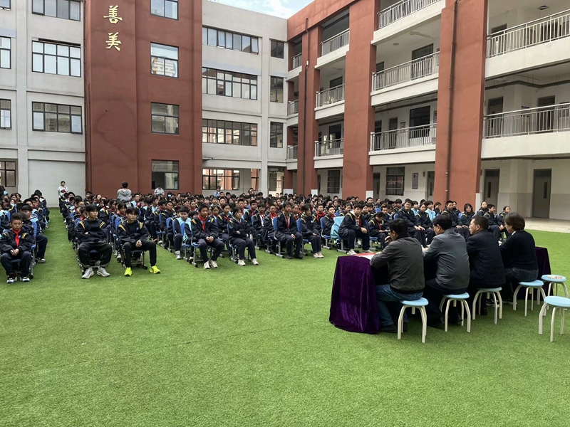 期中表彰大会2.jpg